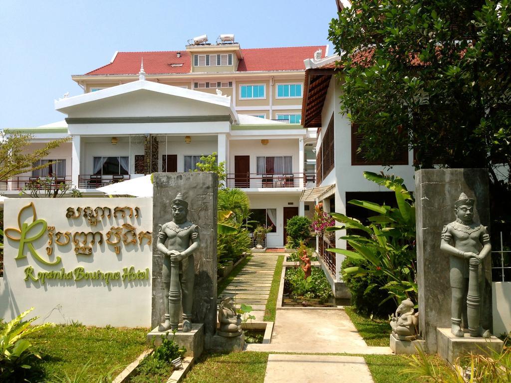 Ropanha Boutique Hotel Sihanoukville Exteriör bild