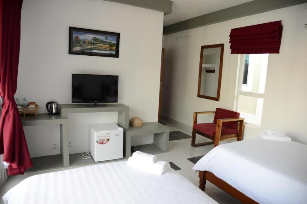 Ropanha Boutique Hotel Sihanoukville Exteriör bild