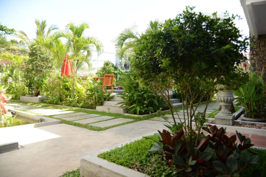 Ropanha Boutique Hotel Sihanoukville Exteriör bild