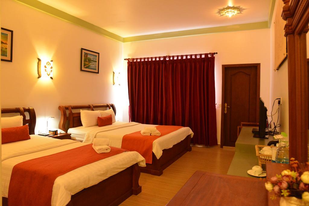 Ropanha Boutique Hotel Sihanoukville Exteriör bild
